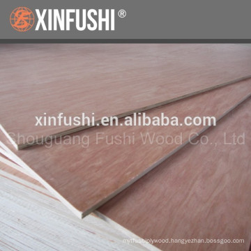 Red color faced Hardwood core plywood